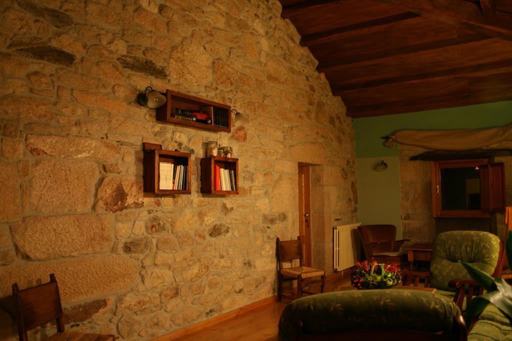Pensjonat Rectoral De Goian Sarria Zewnętrze zdjęcie