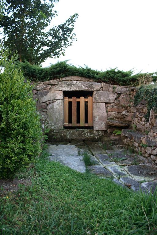 Pensjonat Rectoral De Goian Sarria Zewnętrze zdjęcie